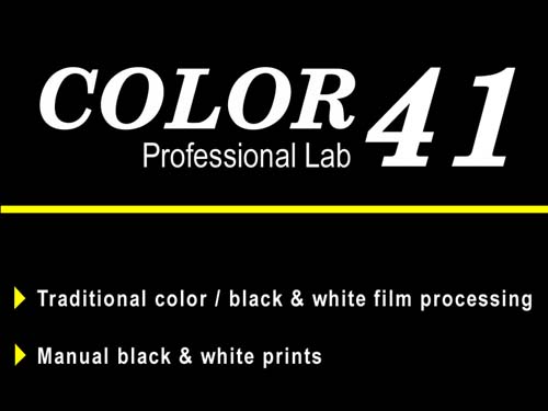 Laboratoire professionnel de développement de films couleur et noir et blanc. Tirages.